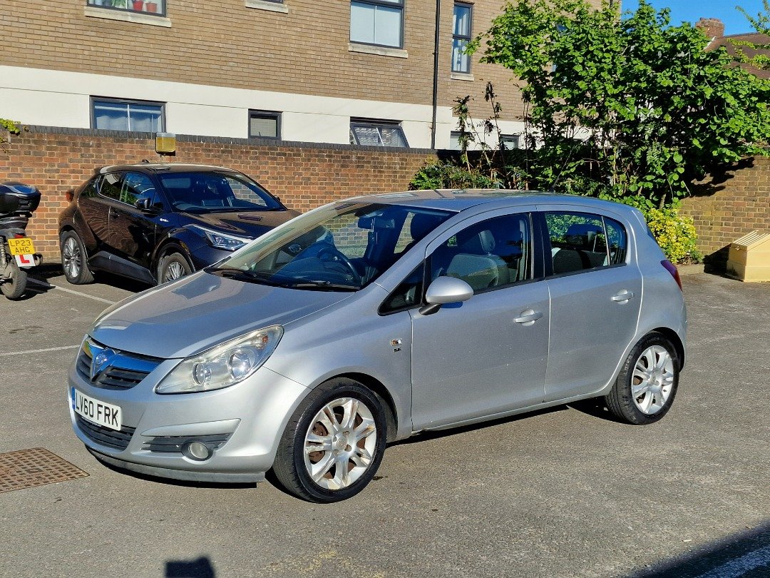 2010 VAUXHALL Corsa Automatic 1398 Automatic For Sale image 3