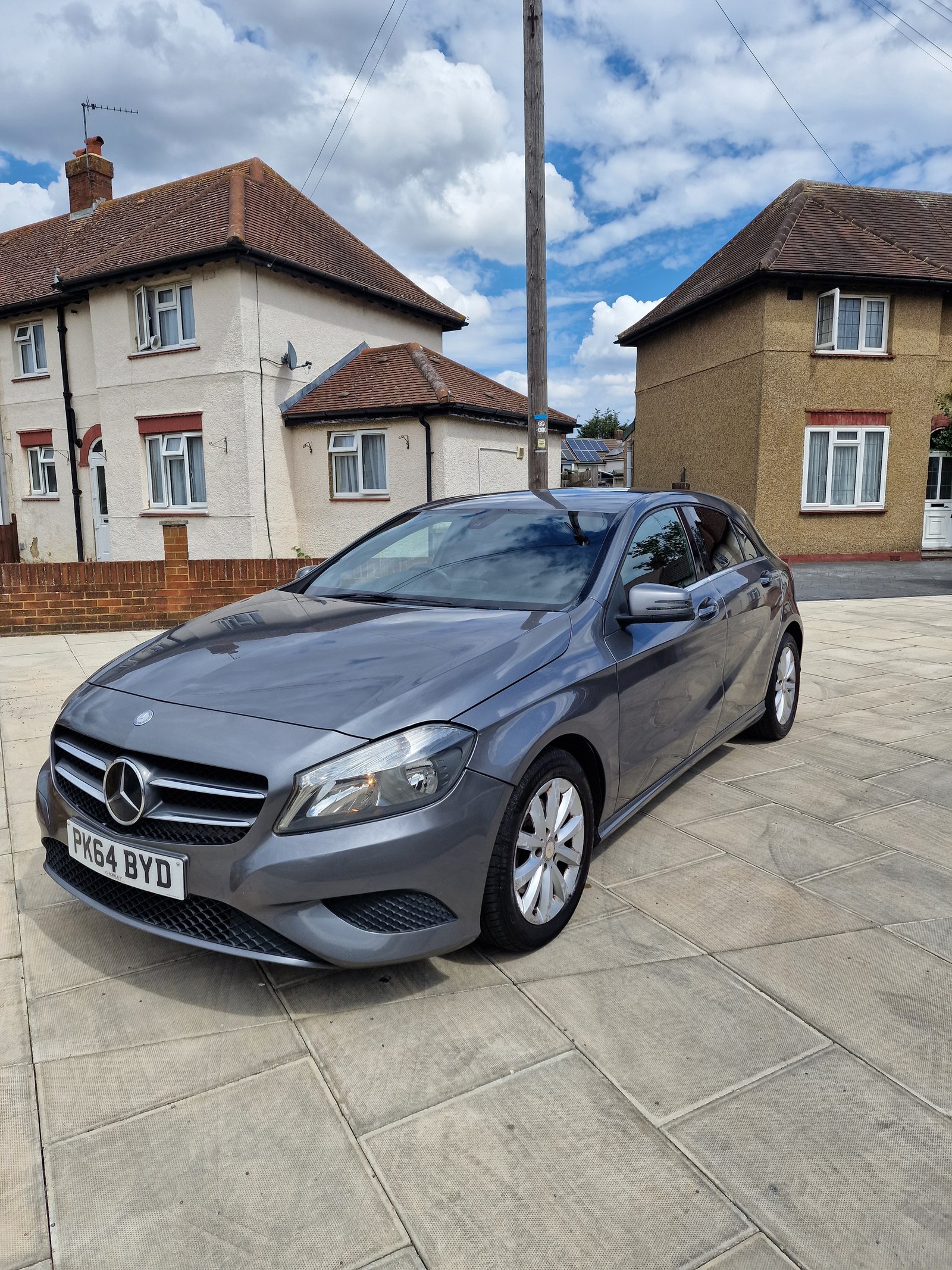 2014 MERCEDES-BENZ A180 SE Automatic 1595 Automatic For Sale image 2